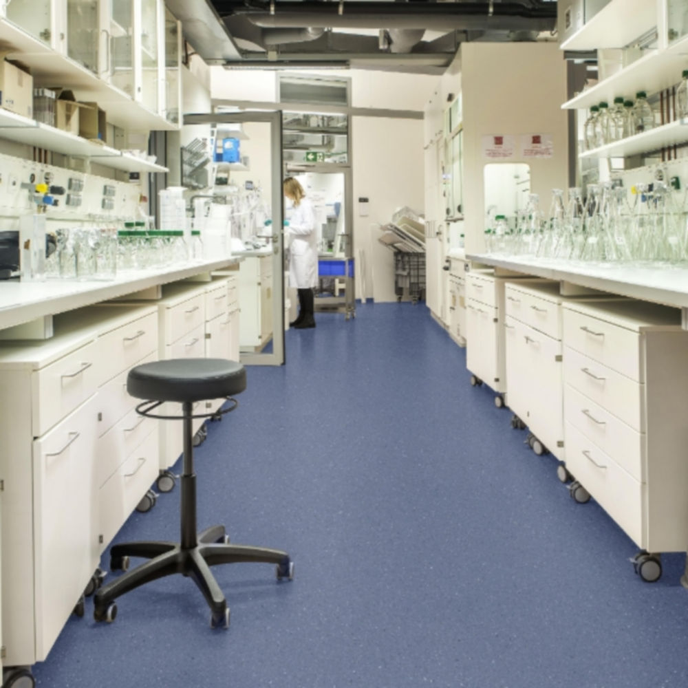Homogeneous for Lab Flooring by Kahrs